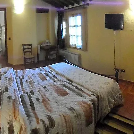伊尔波佐迪圣安德烈亚住宿加早餐旅馆 锡耶纳