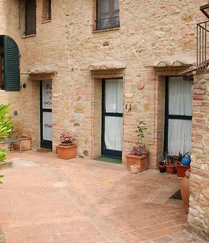 Il Pozzo Di Sant'andrea Alojamento de Acomodação e Pequeno-almoço 3*