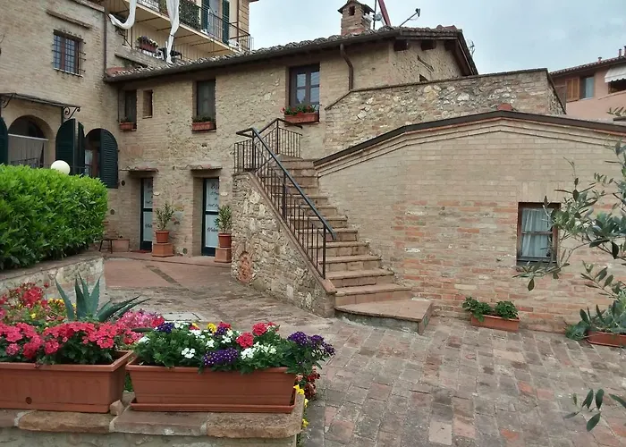 Il Pozzo Di Sant'andrea Alojamento de Acomodação e Pequeno-almoço 3*